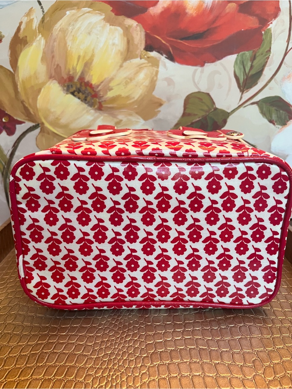 Vera Bradley Vintage-Inspired “Twirly Birds Pink” Floral Lunch or Cosmetics Case - Picture 9 of 12